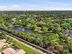5644 Eagle Lake Dr, Palm Beach Gardens FL 33418