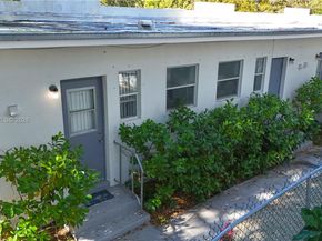 2825 SW 3rd Ave, Miami FL 33129