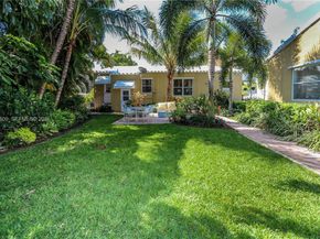 2535 Lincoln St, Hollywood FL 33020