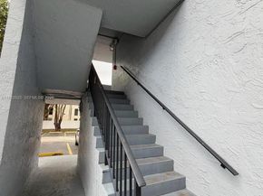 310 Fontainebleau Blvd 206, Miami FL 33172