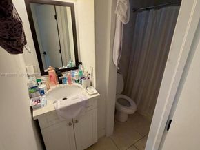 310 Fontainebleau Blvd 206, Miami FL 33172