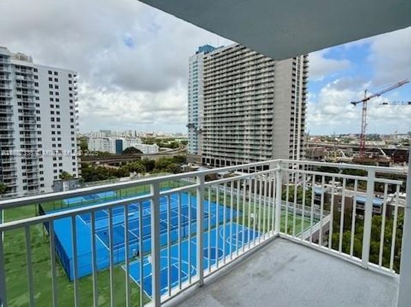 800 N Miami Ave E1201, Miami FL 33136