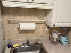 900 Atlantic Shores Blvd 220, Hallandale Beach FL 33009