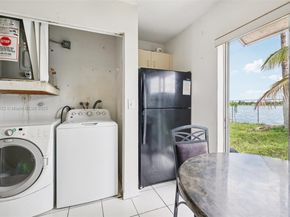 3120 NW 203rd Ter, Miami Gardens FL 33056