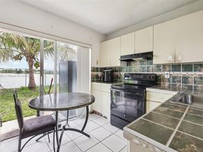 3120 NW 203rd Ter, Miami Gardens FL 33056