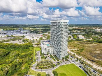 2000 Metropica Way