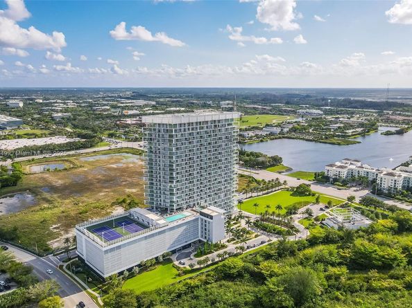2000 Metropica Way 2001, Sunrise FL 33323