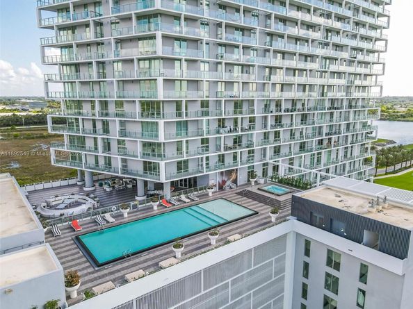 2000 Metropica Way 2001, Sunrise FL 33323