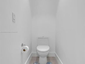 2000 Metropica Way 2001, Sunrise FL 33323