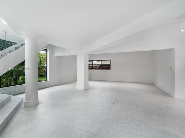 3321 NE 16th Pl, Fort Lauderdale FL 33305