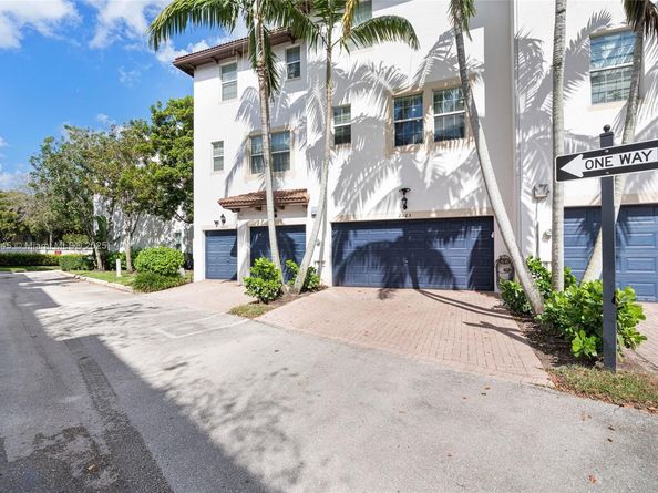 2565 SW 119th Ter, Miramar FL 33025