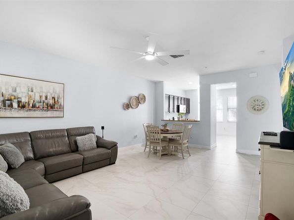 2565 SW 119th Ter, Miramar FL 33025