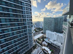 1300 S Miami Ave 3107, Miami FL 33130