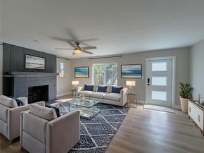 1813 SW 10th St, Fort Lauderdale FL 33312