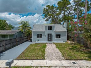 1813 SW 10th St, Fort Lauderdale FL 33312