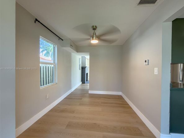 1813 SW 10th St, Fort Lauderdale FL 33312