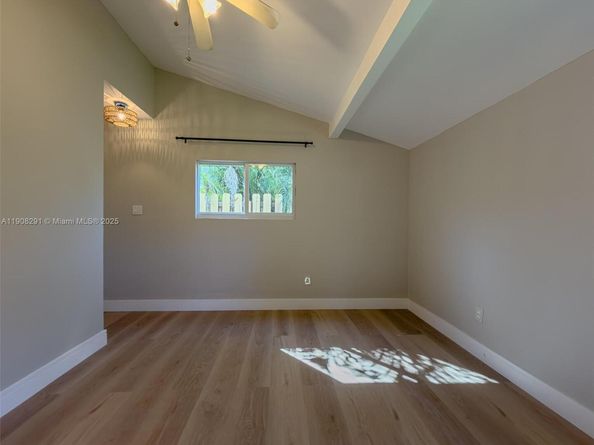 1813 SW 10th St, Fort Lauderdale FL 33312