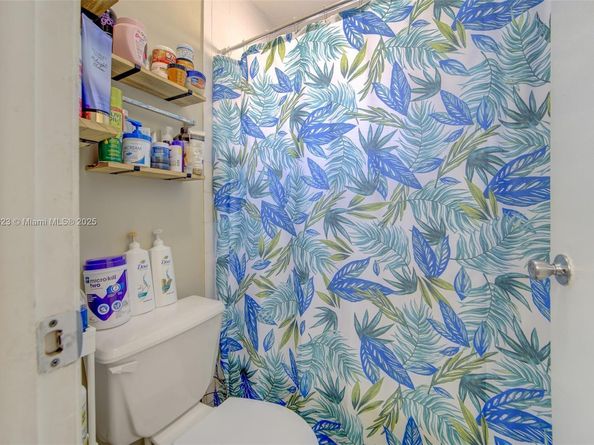 14915 SW 80th St 205, Miami FL 33193