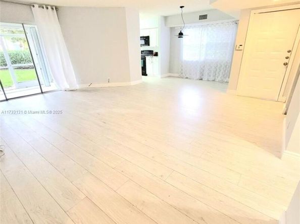17286 Boca Club Blvd 2108, Boca Raton FL 33487