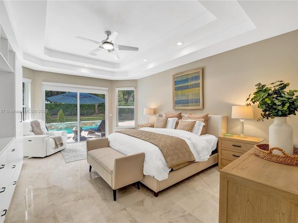 2557 NE Montclaire Cir, Weston FL 33327