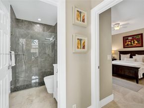 2557 NE Montclaire Cir, Weston FL 33327