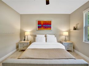 2557 NE Montclaire Cir, Weston FL 33327