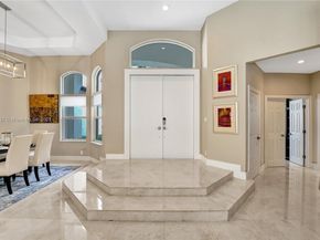 2557 NE Montclaire Cir, Weston FL 33327