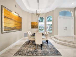 2557 NE Montclaire Cir, Weston FL 33327