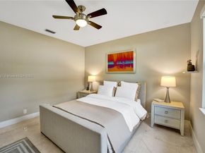 2557 NE Montclaire Cir, Weston FL 33327