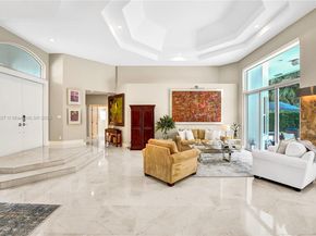 2557 NE Montclaire Cir, Weston FL 33327