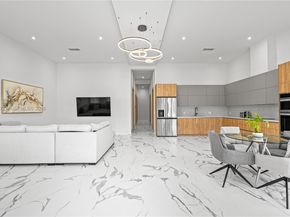 635 SW 9th St, Hallandale Beach FL 33009