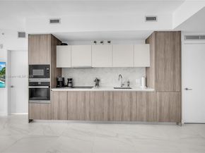 2900 NE 7th Ave 1806, Miami FL 33137