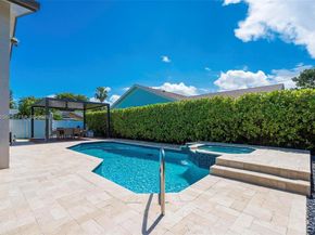 235 SE 9th St, Dania Beach FL 33004