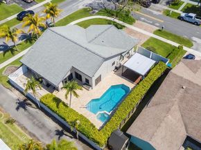 235 SE 9th St, Dania Beach FL 33004