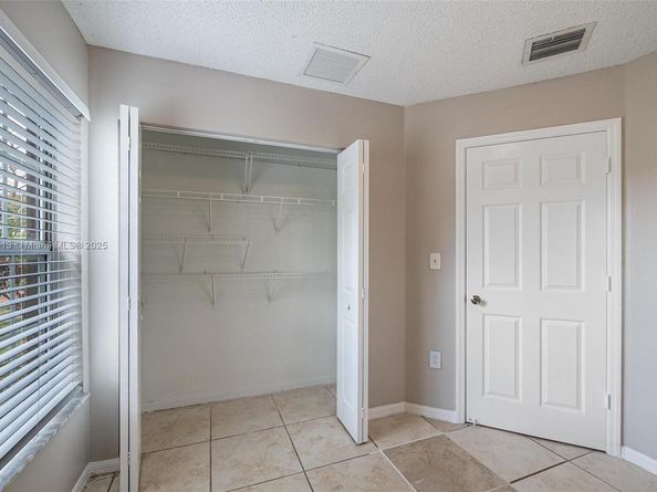 13803 SW 256th Ter, Homestead FL 33032