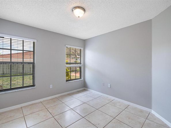 13803 SW 256th Ter, Homestead FL 33032