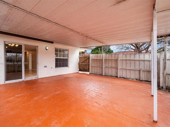 13803 SW 256th Ter, Homestead FL 33032