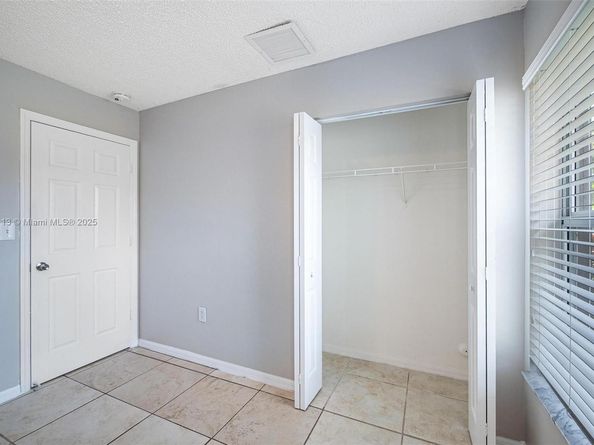 13803 SW 256th Ter, Homestead FL 33032