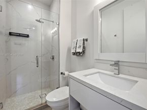 3525 Day Ave, Miami FL 33133