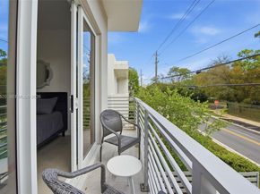 3525 Day Ave, Miami FL 33133