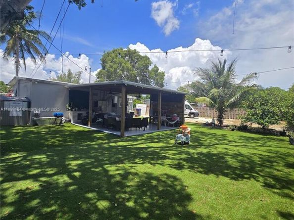 5240 NE 16th Ter, Pompano Beach FL 33064