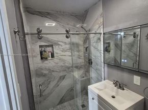 5240 NE 16th Ter, Pompano Beach FL 33064