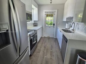 5240 NE 16th Ter, Pompano Beach FL 33064