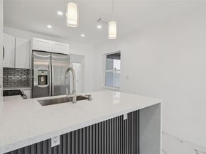 232 SW 22nd St, Fort Lauderdale FL 33315