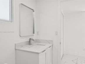 232 SW 22nd St, Fort Lauderdale FL 33315