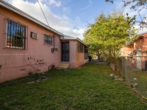 13493 NW 8th Ave, North Miami FL 33168