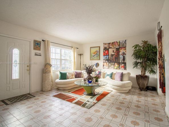 13493 NW 8th Ave, North Miami FL 33168