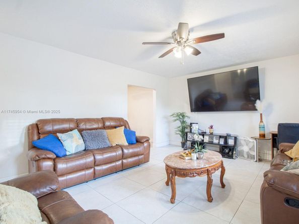 13493 NW 8th Ave, North Miami FL 33168