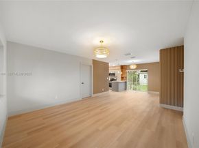 2350 NW 56th St, Miami FL 33142