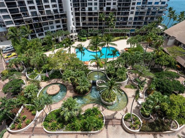 520 Brickell Key Dr A1102, Miami FL 33131